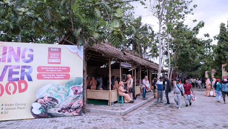 Baru! Oling River Food, Konsep Makan Ikan Sidat di Tepi Sungai Banyuwangi