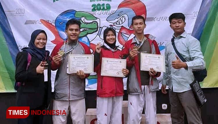 Taekwondo Jombang Borong 14 Emas dan 17 Perak di Kejurda