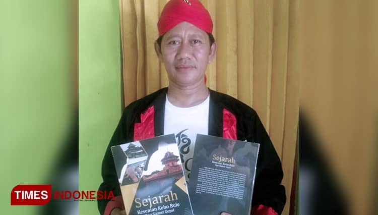 Kesenian Kebo Bule Simbol Harmoni Ponorogo dan Kraton Surakarta