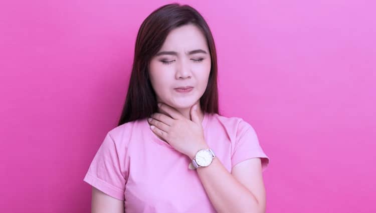6 Pilihan Makanan Sehat untuk Mengatasi Radang Tenggorokan