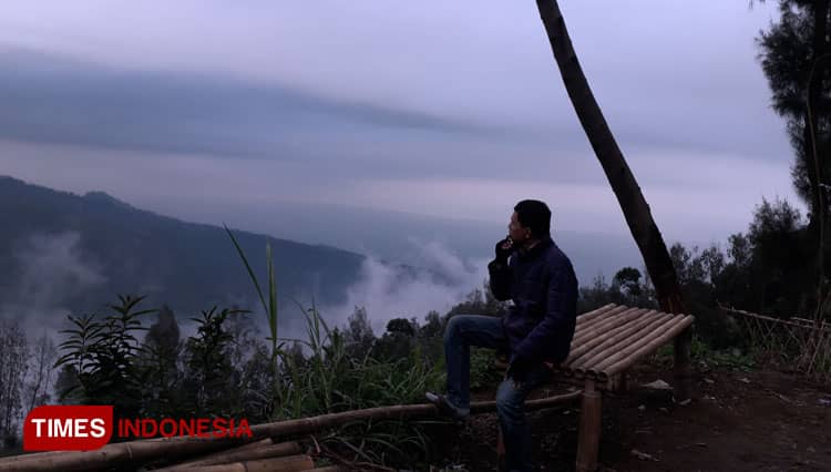 Menjajal Melintasi Jalan Sukapura-Ledokombo yang Berkelok dan Indah