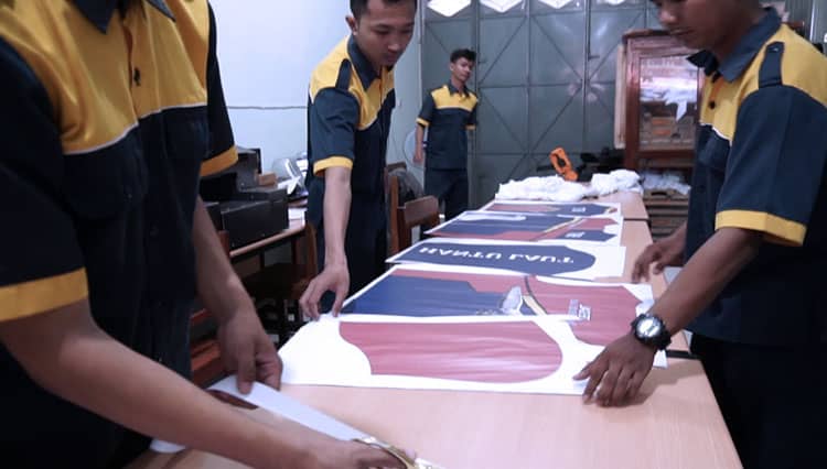 PT Deprintz Sediakan Mesin Digital Printing di SMK Taman Karya Madya Teknik 