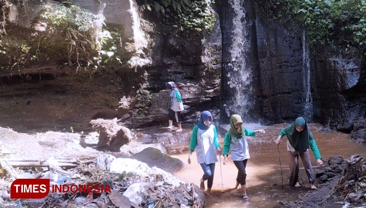 Ini Cara Mahasiswa KKN Unisma Malang Kembangkan Potensi Wisata Sumber Wiwit