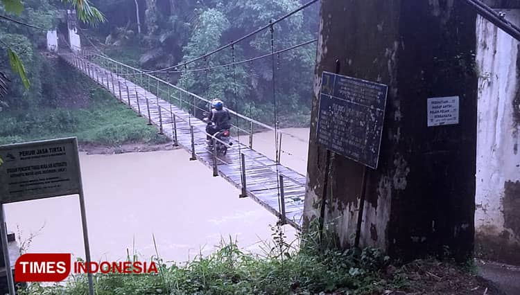 Petani dan Pencari Ikan Minta Jembatan Penghubung Dua Desa Dipermanenkan, Ini Alasannya
