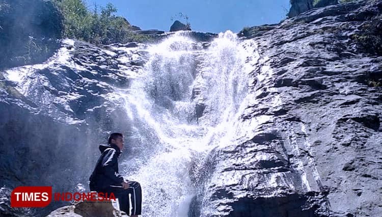 Air Terjun Kali Anjlok Trenggalek, Wisata Alam untuk Muda Mudi