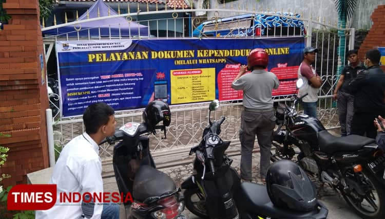 Disdukcapil Kota Cirebon Terapkan Layanan Lewat WhatsApp, Ini Caranya