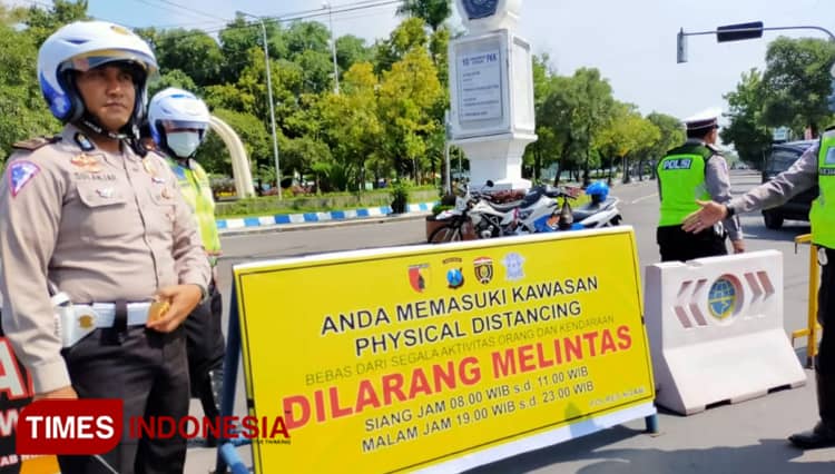 Akses Masuk ke Alun-Alun Ngawi Ditutup, Wabup Minta Warga Patuhi Imbauan