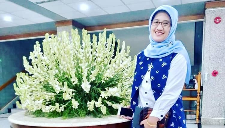 Biar Tetap Happy Saat Hadapi Covid-19, Intip Yuk Study At Home ala Dosen Perbanas