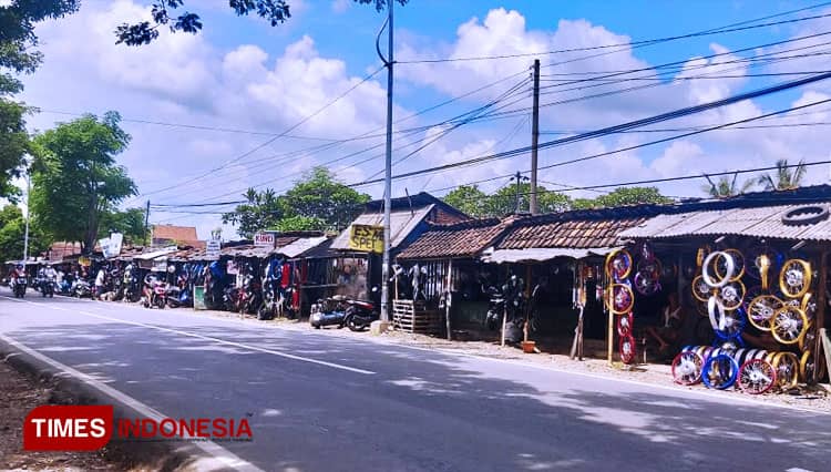 Imbas Covid-19, Pasar Loak Genteng Banyuwangi Pun Ikut Sepi Pelanggan