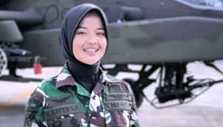 Nur Hayyu, Sosok Perawat Helikopter Apache
