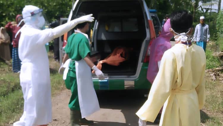 Meninggal di Cikarang, Pasien PDP Asal Rakit Dimakamkan di Kampung Halaman