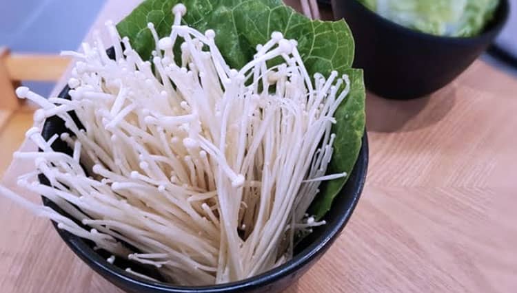 Kaya akan Nutrisi, Ini Kandungan Jamur Enoki Tanpa Bakteri Listeria