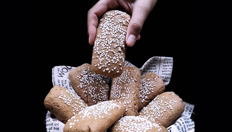 Makin Langka, Yuk Bikin Sendiri Roti Gambang