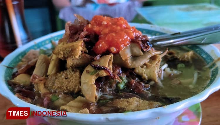 Rujak Soto, Your perfect Companion During Rainy Season