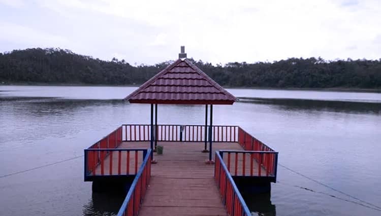 Penebaran Ikan Kembali Dilakukan di Wisata Ranu Segaran Kabupaten Probolinggo