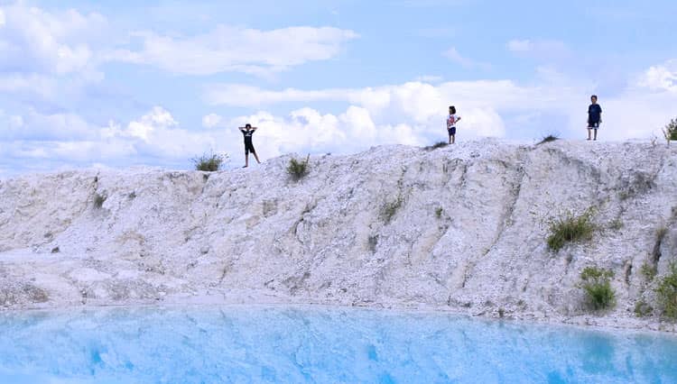 7 Wisata Danau Termenawan di Provinsi Kalimantan Tengah