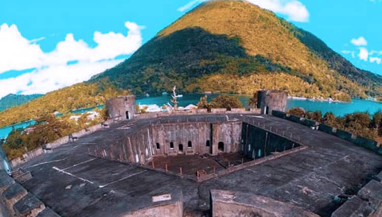7 Keindahan Tempat Wisata Sejarah di Provinsi Maluku Utara