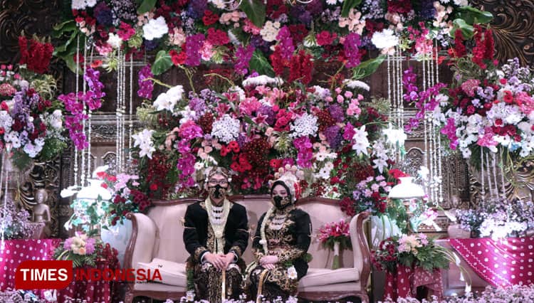 Gelar Pesta Pernikahan di Hotel, Pasangan Pengantin di Surabaya Ini Patuhi Perwali Surabaya