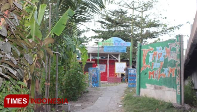 Melihat Kehidupan Kaum Marginal di Kampung 1001 Malam Surabaya di Tengah Pandemi