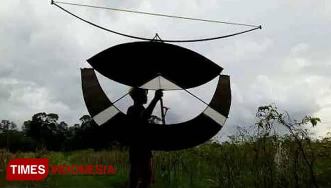 Musim Kemarau Tiba, Langit Nganjuk Bertabur Layang-Layang Gambreng
