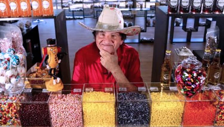 David Klein, Willy Wonka ala California Gelar Sayembara Golden Ticket