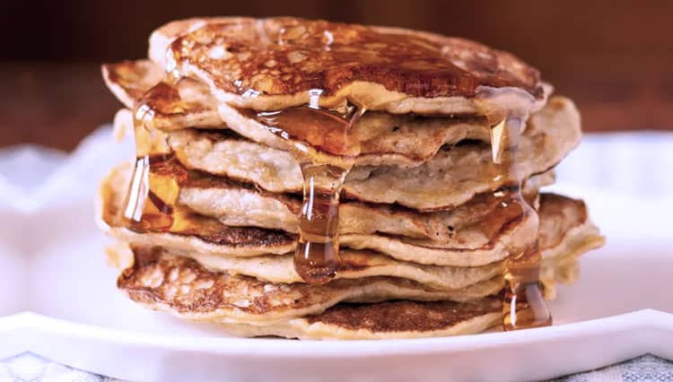 Easy Homemade Indonesian Banana Pancakes Recipe