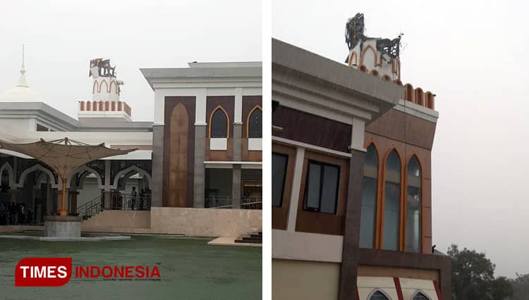 Ada Apa di Balik Robohnya Menara Masjid Islamic Centre Indramayu? 