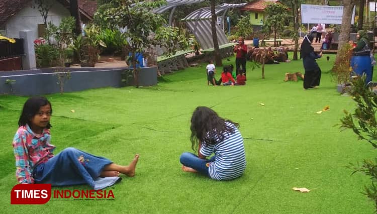 Instagramable! Spot Baru di Situ Cangkuang Garut