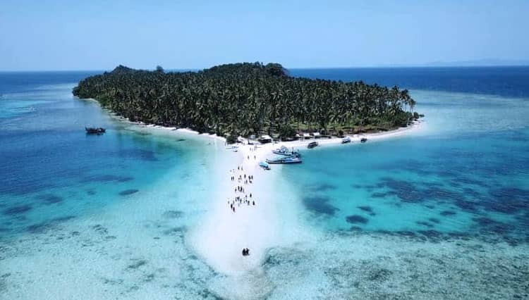 Pesona Pulau Mahitam di Pesawaran, Membuat Betah Wisatawan
