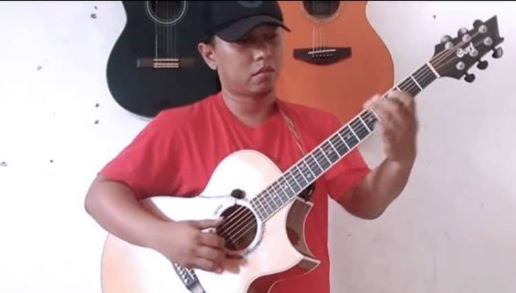 Alip Ba Ta, Gitaris Asal Ponorogo Yang Curi Perhatian Musisi Nasional