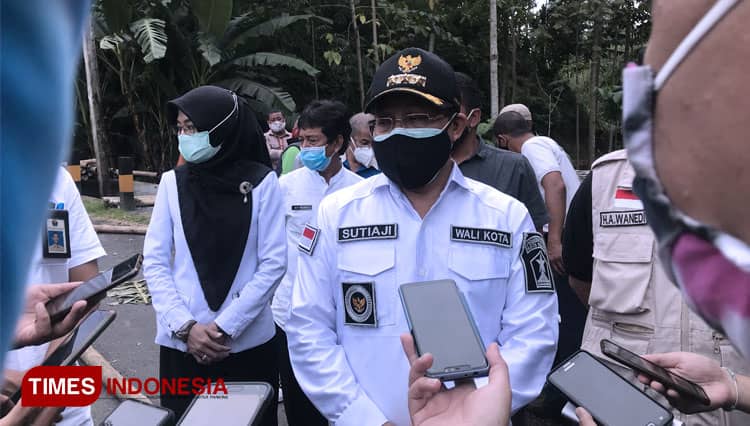 Soal Masyarakat yang Menolak Vaksinasi Covid-19, Sutiaji: Dia Punya Hak