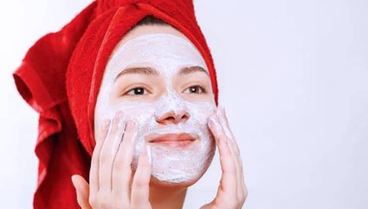 Scrub Wajah dengan Bahan Alami yang Mudah Dapat di Rumah, Apa Saja?