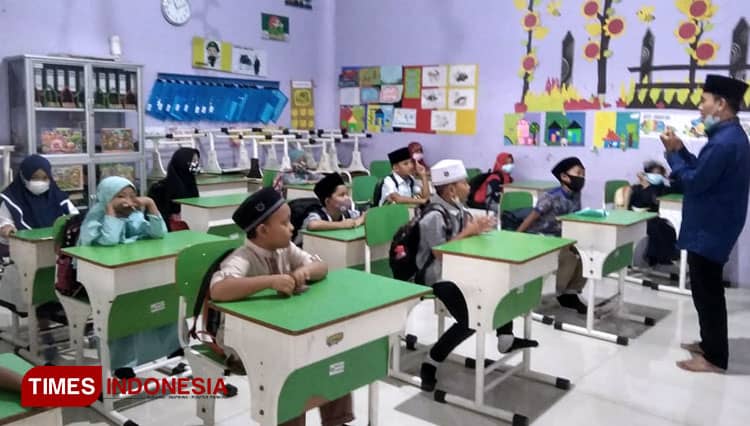 Maksimalkan Pembelajaran Daring, MIUS Lamongan Berikan Consultative Learning