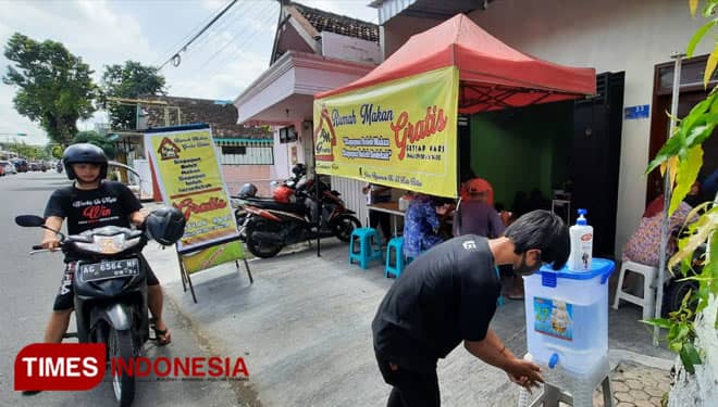 Rumah Makan Gratis di Blitar, Semangat Berbagi di Tengah Pandemi