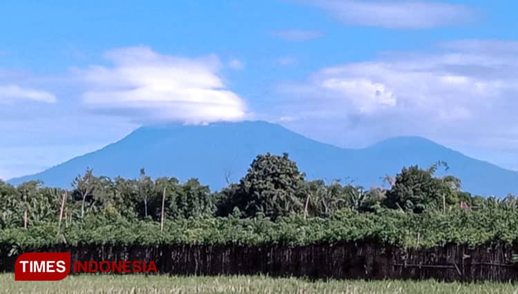Aktivitas Gunung Raung Terus Menurun, Status Belum Turun