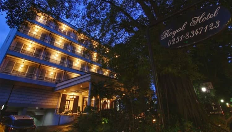 Royal Hotel Bogor, Hotel Bergaya Klasik dengan Pemandangan Gunung Salak