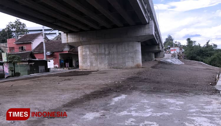 Pemkot Malang Wacanakan Skatepark dan Lapangan Basket di Bawah Jembatan Kedungkandang