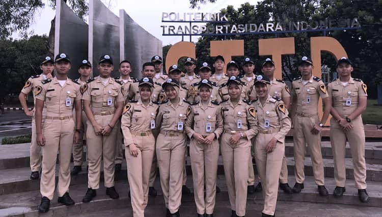 Menhub RI Tinjau Persiapan Belajar Mengajar Tatap Muka PTDI-STTD