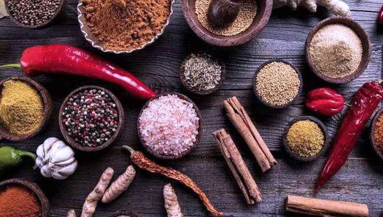 Empat Bumbu Dasar untuk Masak Praktis Saat Bulan Ramadan