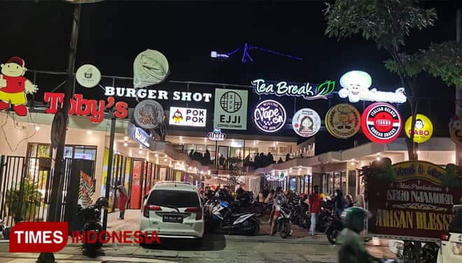 Food Court Milenial, Surga Kuliner Teramai di Surabaya
