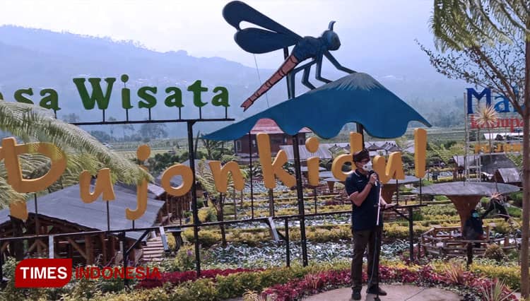 Dihibur Denny Caknan dan Cak Percil, Menparekraf RI Promosikan ADWI 2021 di Pujon Kidul