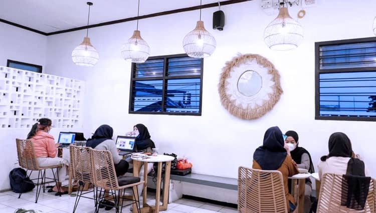 Ini Dia Coffee Shop dan Co-Working Space Asyik dan Ramah Kantong di Malang