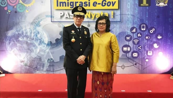 Kesetiaan Mendiang Istri Menkumham Yasonna Laoly Dampingi Sang Suami Bertugas