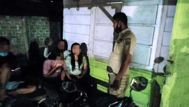 Petugas Gabungan Intensifkan Razia Warung Remang-remang di Lamongan