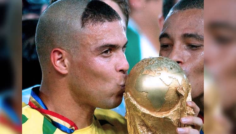 Sejarah Hari Ini: 30 Juni, Ronaldo Antarkan Brasil Raih Piala Dunia Kelima