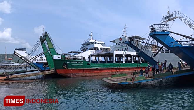 Kapal Feri KMP Yunicee yang Tenggelam di Selat Bali Diproduksi Tahun 1992