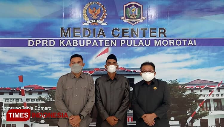 Ajukan Mosi Tidak Percaya, Tiga Fraksi Minta Ketua DPRD Pulau Morotai Mundur