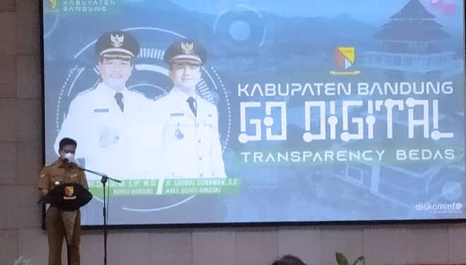 Bupati Bandung Launching 14 Aplikasi "Go Digital Transparency Bedas"