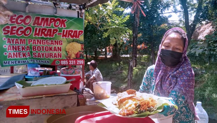 Menikmati Nasi Jagung Legendaris di Jombang