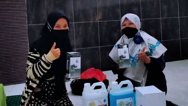 Dosen UIN Maliki Malang Latih Santri Kembangkan Kran Hand Sanitizer Otomatis